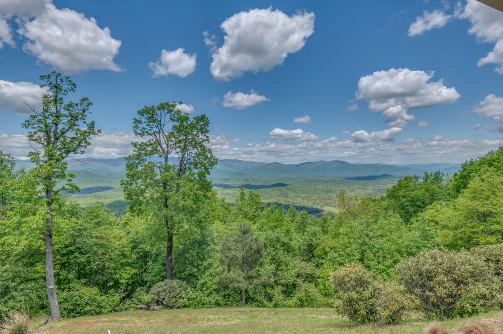 37 Table Rock Rd with 3D Tour Great Views (Recently Sold)