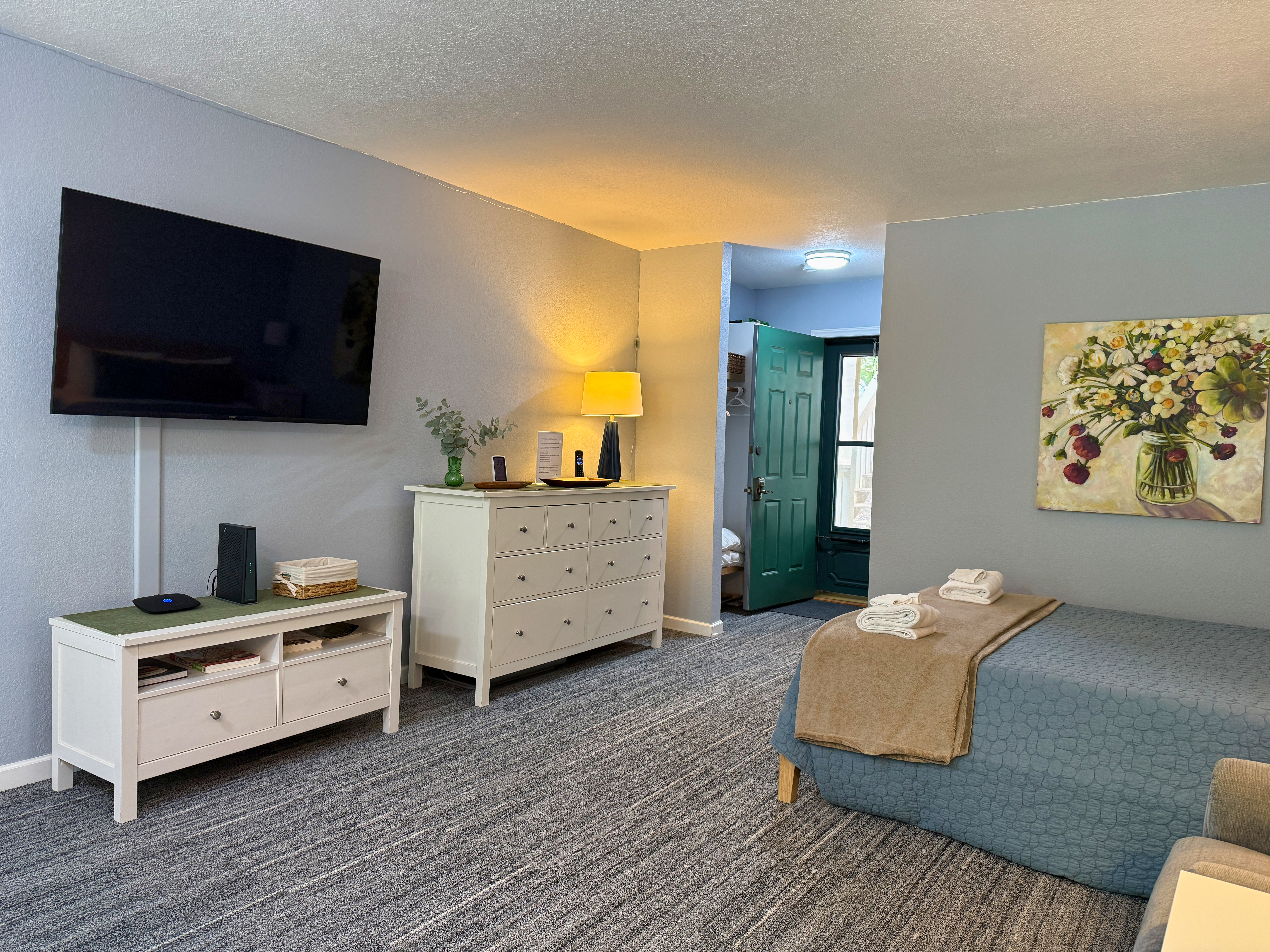 160 Whitney Blvd #3 — Apple Valley Villa at Rumbling Bald on Lake Lure, NC