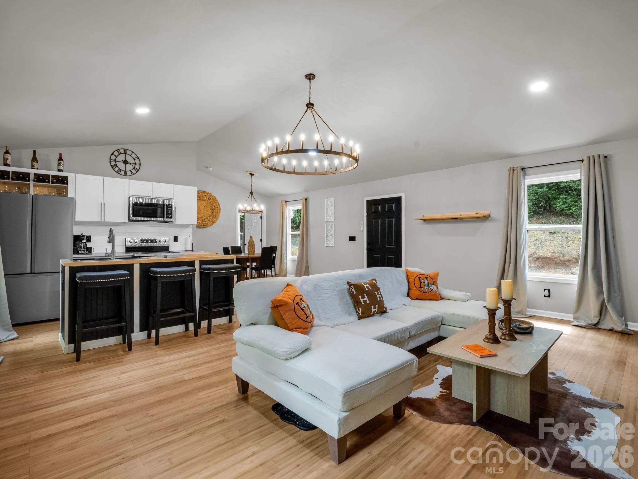 257 Roadrunner Circle, Lake Lure, NC — Lake Lure real estate, Ken Williams