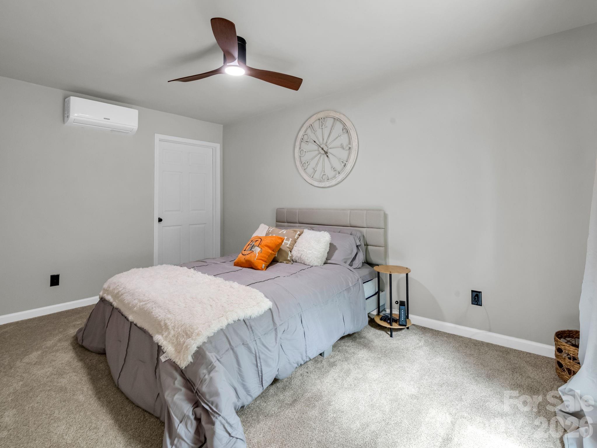 257 Roadrunner Circle, Lake Lure, NC — Ken Williams Lake Lure real estate — photo 19